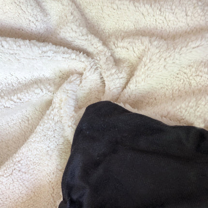 Portable 3D Printed Hooded Blanket To Keep Warm For Adults And Children
