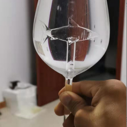 Red Wine Glasses with Shark Inside Goblet Glass Lead-Free Clear Glass for Home Bar Party HFing