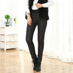 Black / M