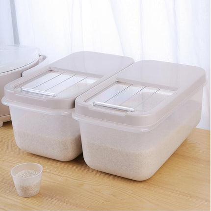 Japanese 10kg plastic barrel kitchen cabinets moistureproof transparent rice storage box with household migang cylinder food box