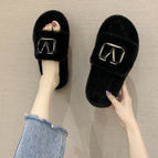 Black / 35