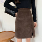 Brown / M
