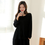 Black / M