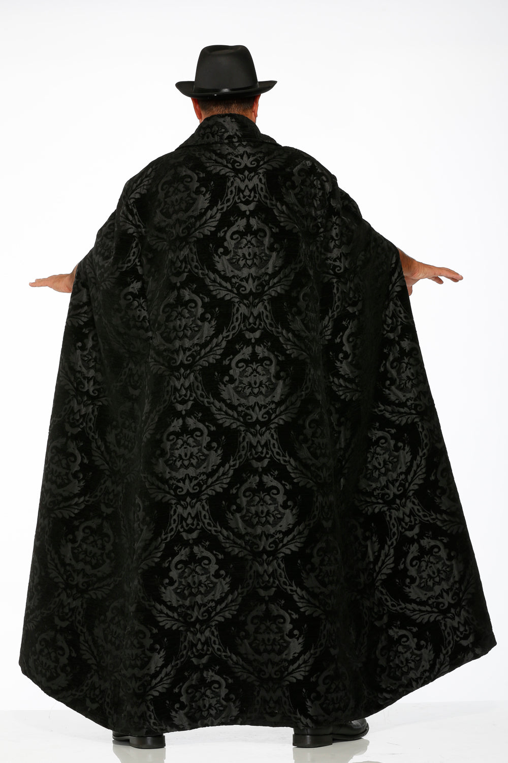 90110 Black Brocade Men's Cape