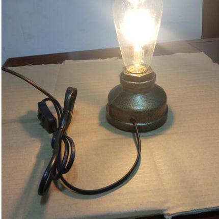 Creative retro dimming table lamp