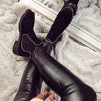 Black / 35