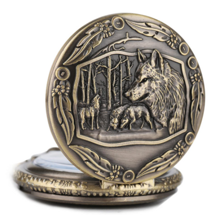 Retro Clamshell Three-dimensional Relief Wolf Head
