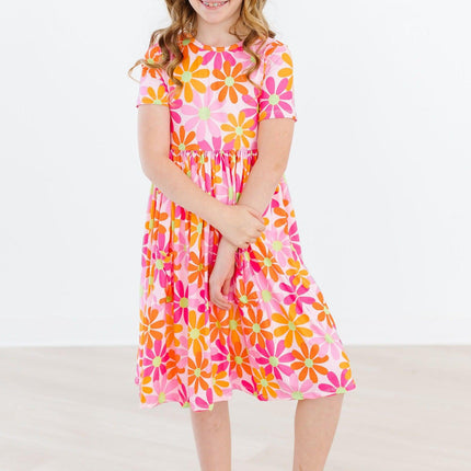 Retro Daisies S/S Pocket Twirl Dress