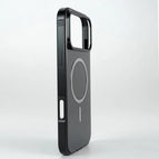 Black / iPhone 17 Pro