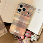 With Chain / iPhone 11