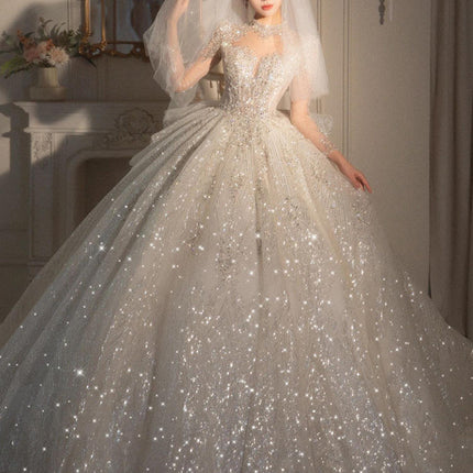 Long Sleeved Retro Bride Luxurious French Wedding Dress For Women