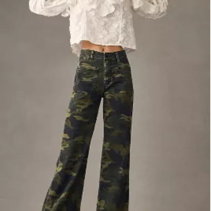 Loose Leisure Washed-out Button Slightly Flared Jeans