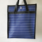 Blue and white / 280x230x120mm