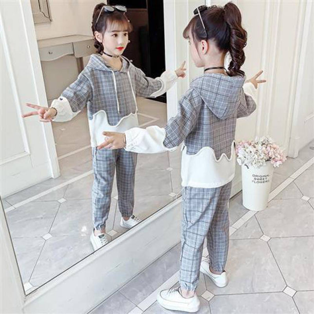 Fashionable Children's Plaid Sports And Leisure Suit