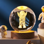 Solid Wood Lamp Holder / Single Astronaut 6CM