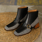 Black / 35
