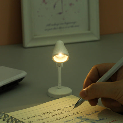 Small Night Light Magnetic Table Lamp With Eye Protection