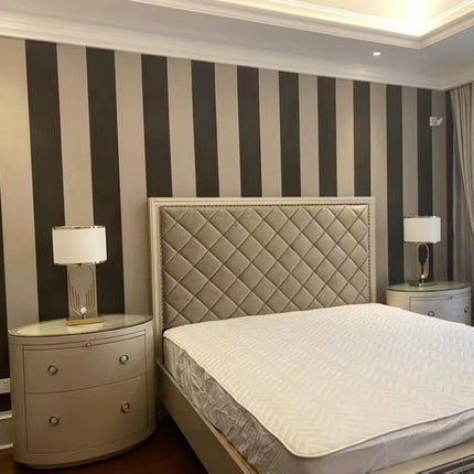 Creative Fashion Personality Bedroom Modern Simple Bedside Table Lamp