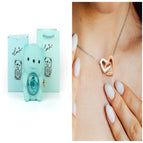 Blue / With a necklace