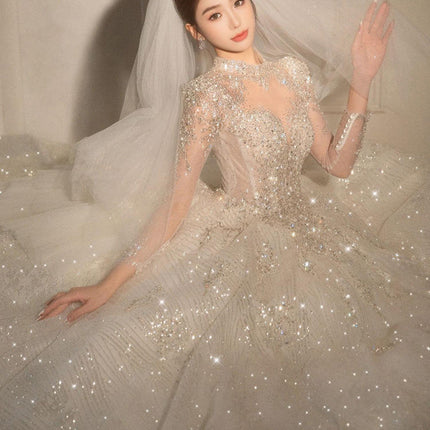 Long Sleeved Retro Bride Luxurious French Wedding Dress For Women
