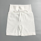 White shorts / S