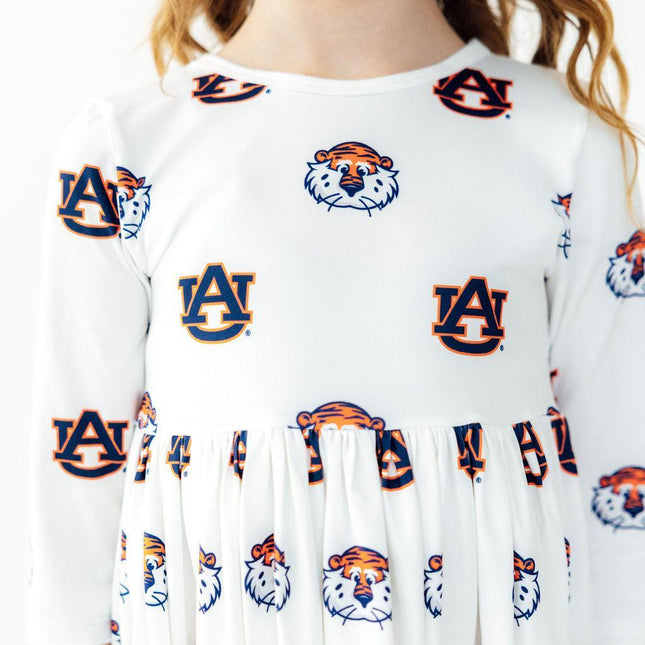 Auburn White Aubie 3/4 Sleeve Pocket Twirl Dress